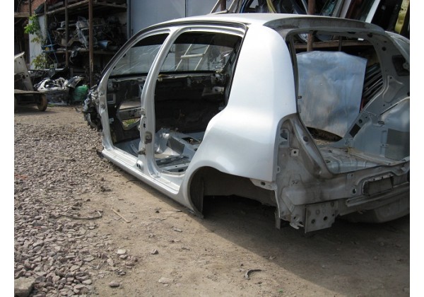 кузов, ланжерон, поріг, криша, стійка, крило задне, боковина Renault Clio II 1.2, хетчбек, 98-01